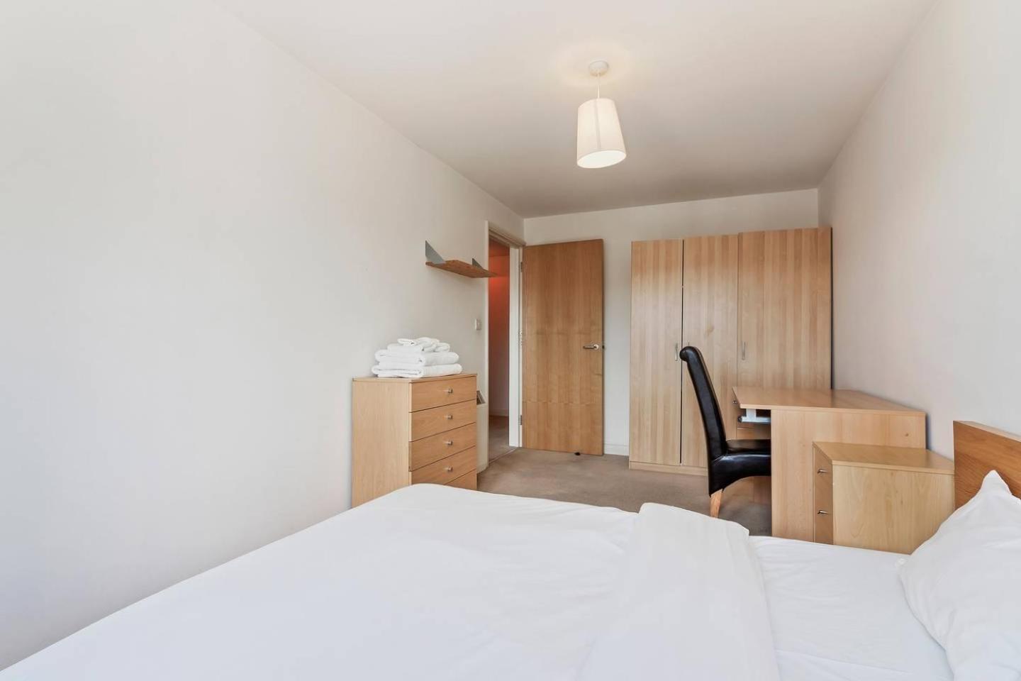 Modern 2 Bedroom Apartment in Homerton Londen Buitenkant foto